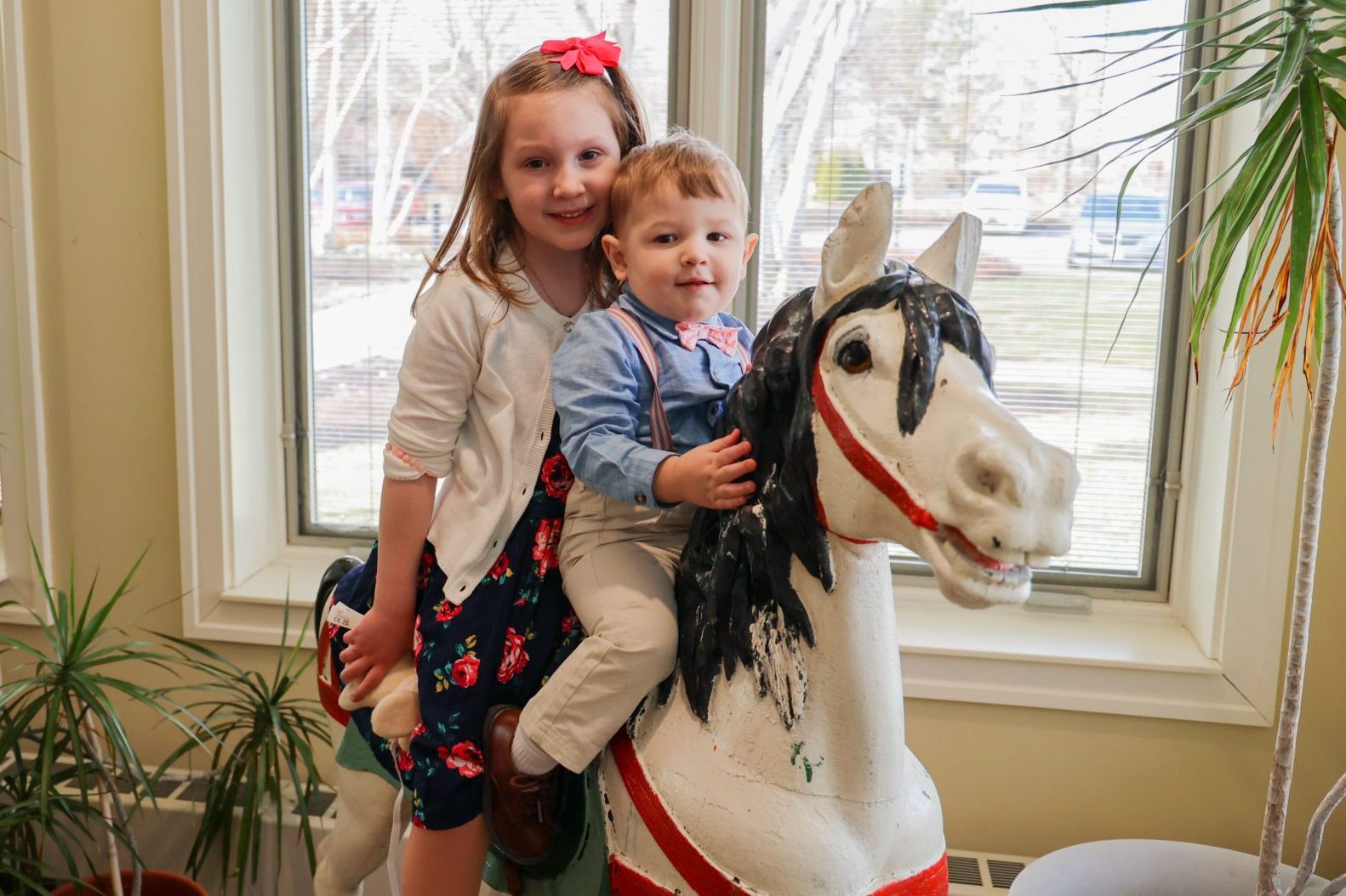 Isla and Finn Vagi in the Ronald McDonald House sunroom